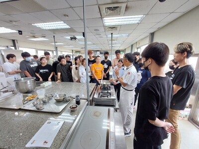 烘焙科新生實習課程1 Baking Department Freshman Internship Course 1圖片